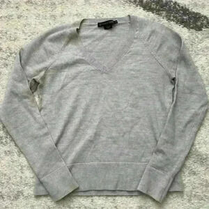 Pendleton Timeless Merino V-neck Sweater